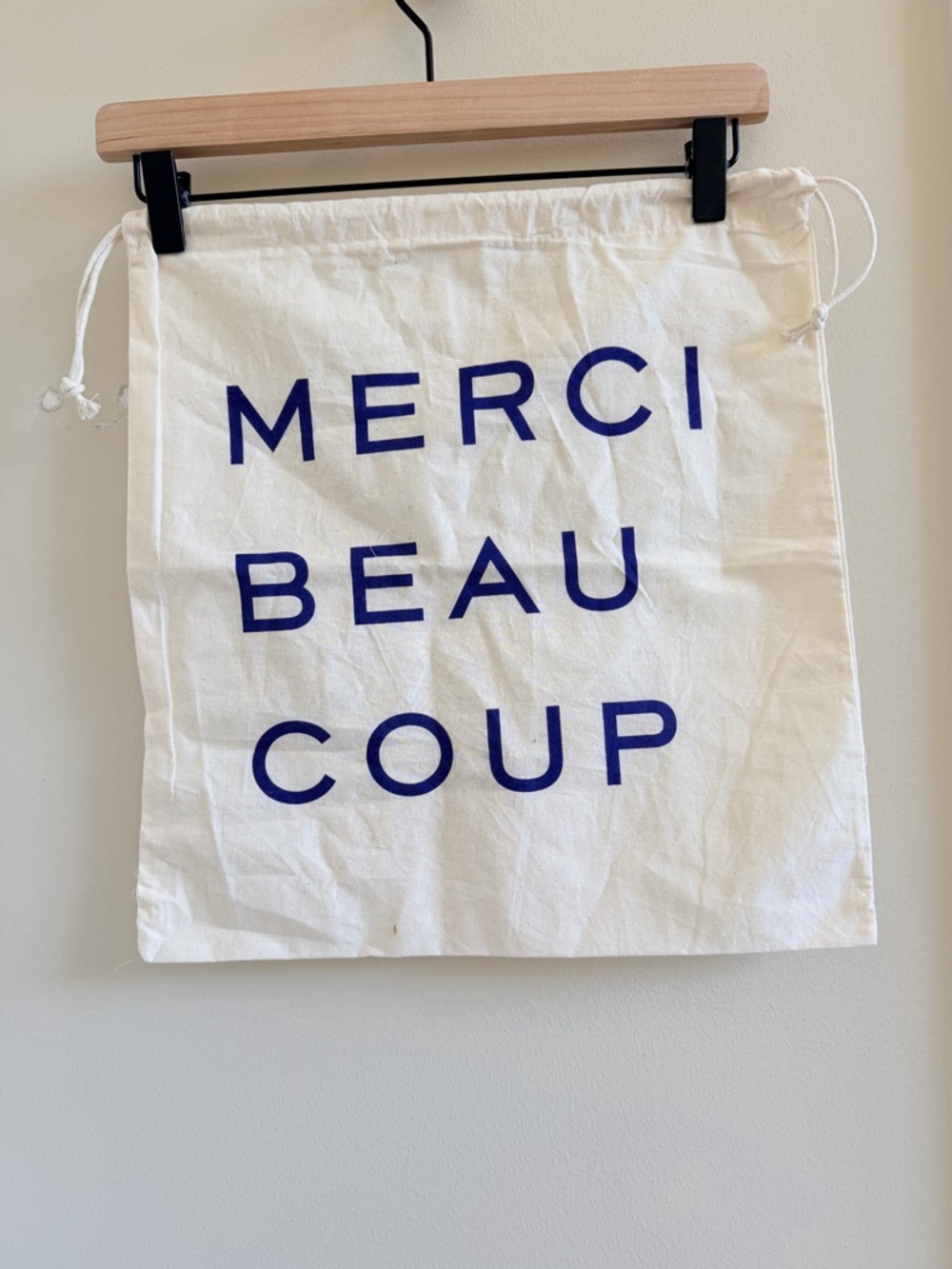 Clare v Merci Beaucoup dust Bag